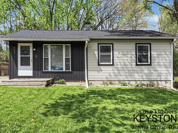 237 Hopkins St, Battle Creek, MI 49017