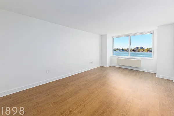 Rented by A&E Real Estate Management | media 15