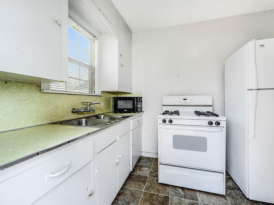 1st image of 5012B Irvington Blvd #B
