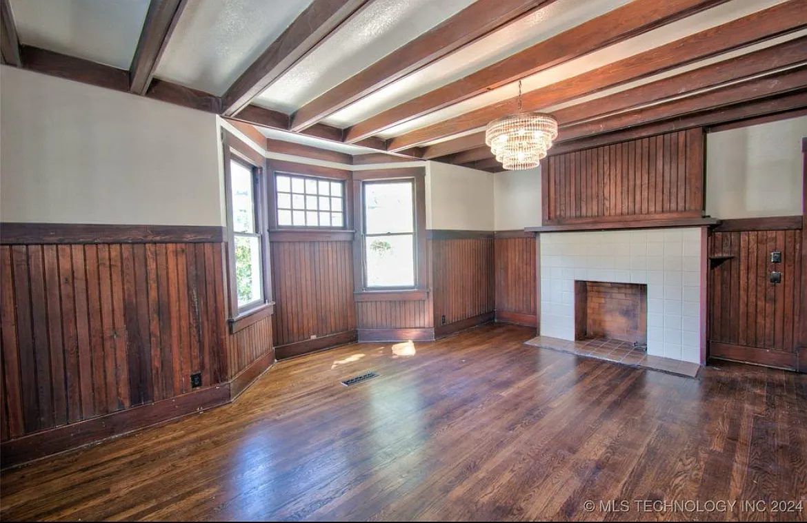 4 bed, 2239 sqft, $1,600 — Photo 3