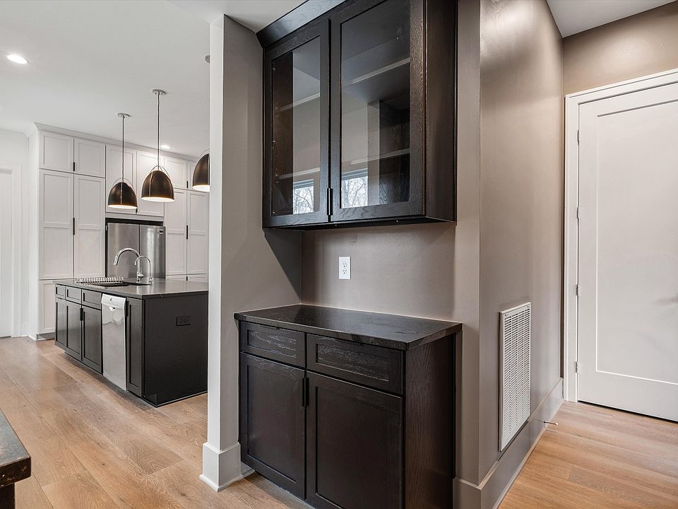 20th image of 925 Weeping Willow Rd #D