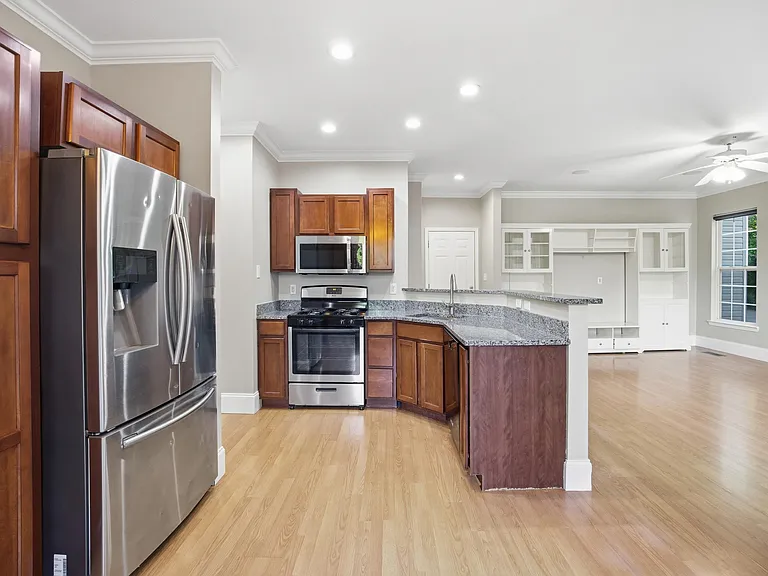 6351 Sea Haven Dr — Photo 12