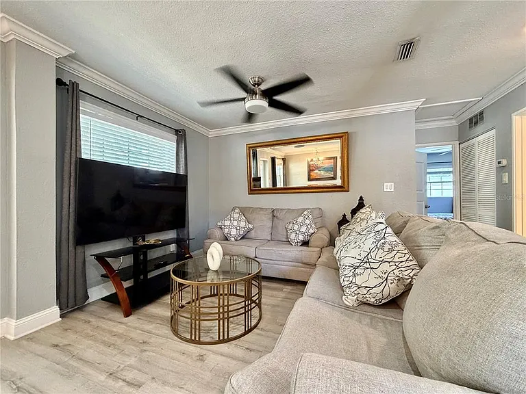 3926 W Cherry St — Photo 8
