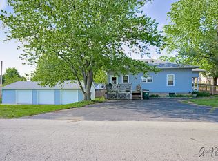 1066 Spafford St, Antioch, IL