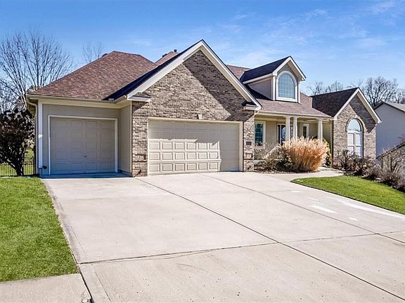 2nd image of 10105 River Hills Dr