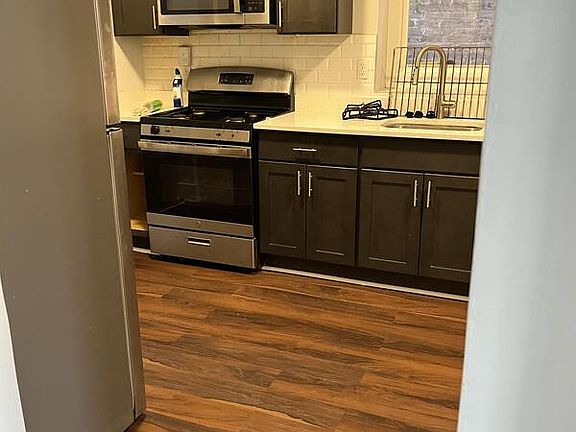 2nd image of 218 N 9th St APT 1
