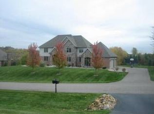 7713 Parkcrest Cir, Clarkston, MI