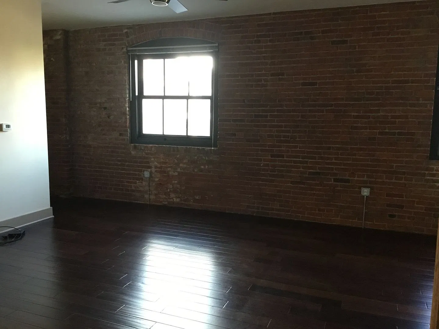 427 Pershing Ave — Photo 3