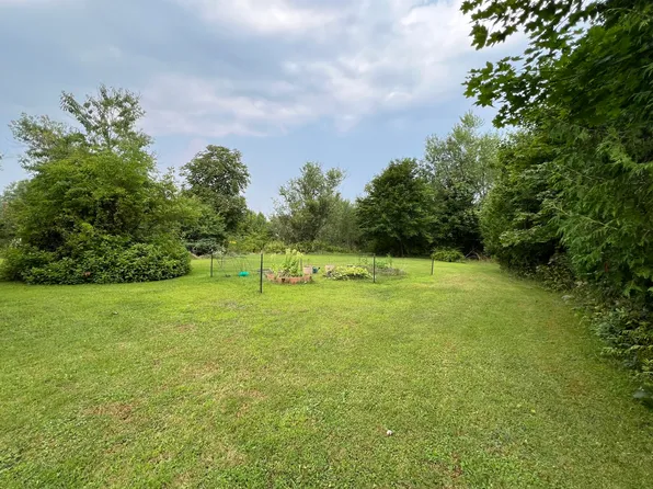 14 Ingraham Lane, Rockland, ME 04841