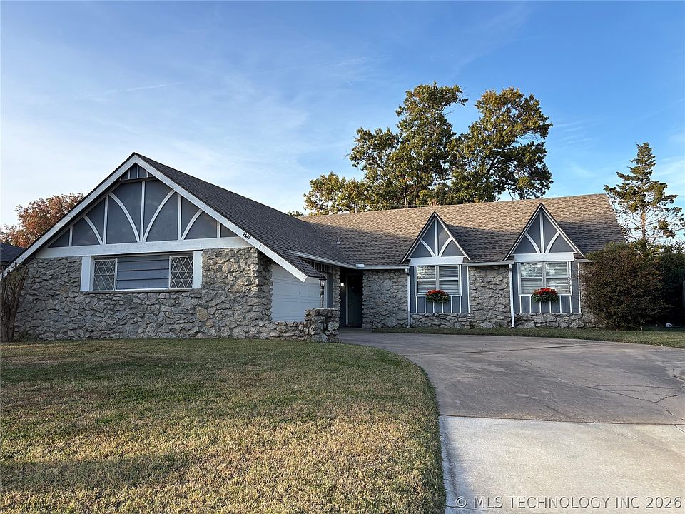 1st image of 9445 E 39th Pl