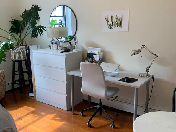 17 Keswick St, Boston, MA