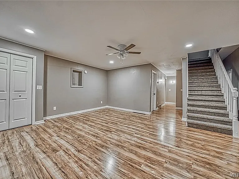 60 Velore Ave — Photo 11