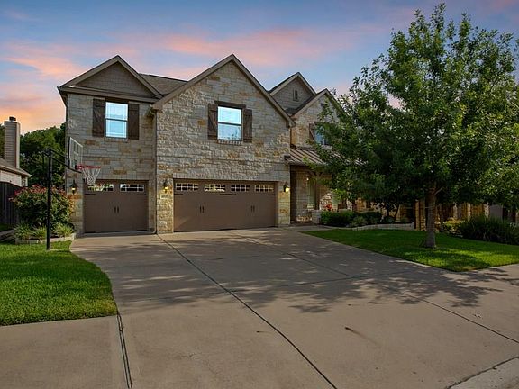 2nd image of 4616 Monterosa Ln