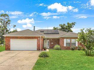 101 Saint Joan Dr, La Place, LA 70068