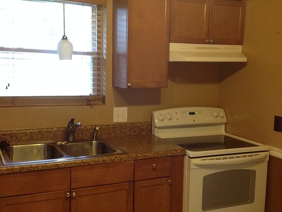 3rd image of 5263 Norvella Ave