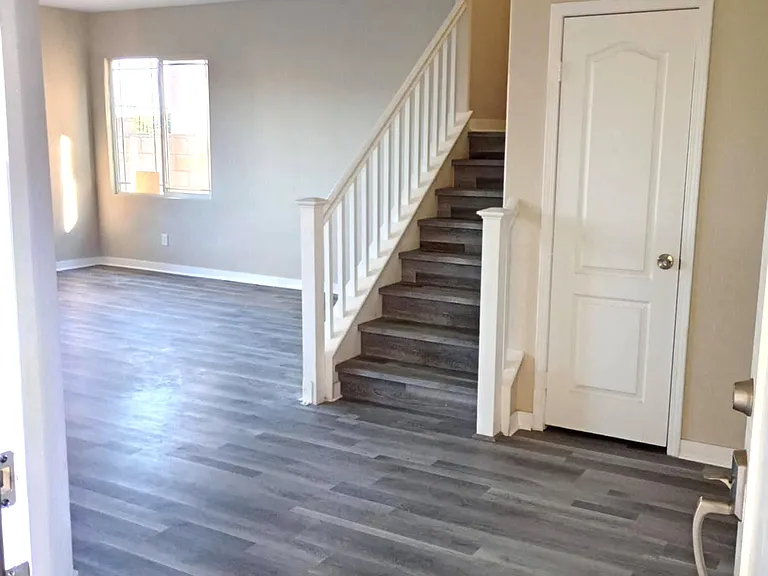6263 Long Cove Dr — Photo 4