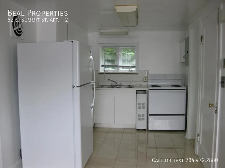 52 S Summit St #2 — Photo 8