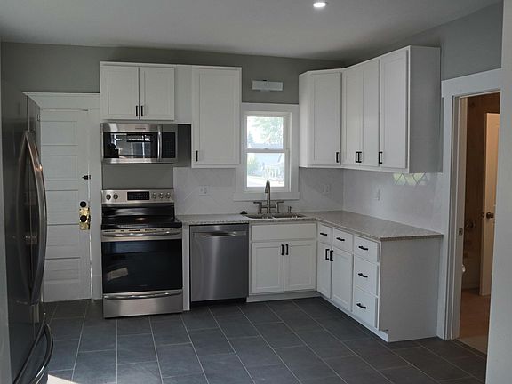 2nd image of 45 W College Ave