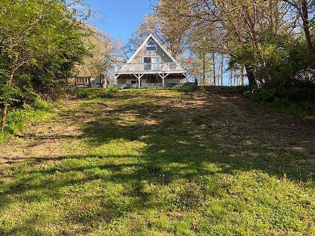 1st image of 4082 S Lakeshore Dr #4