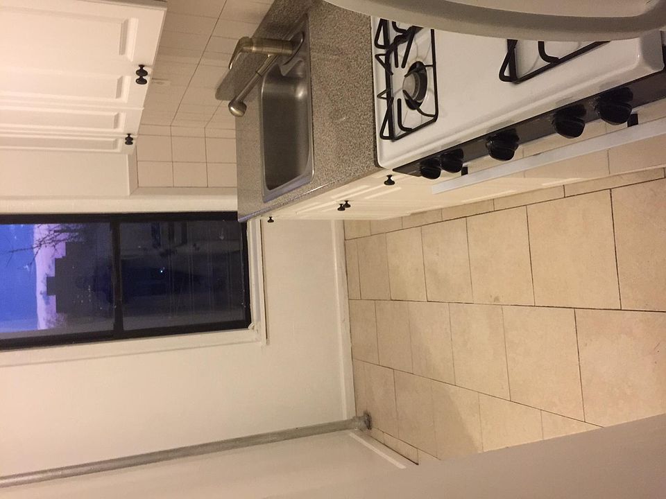 2nd image of 3343-3345 Decatur Ave #4A