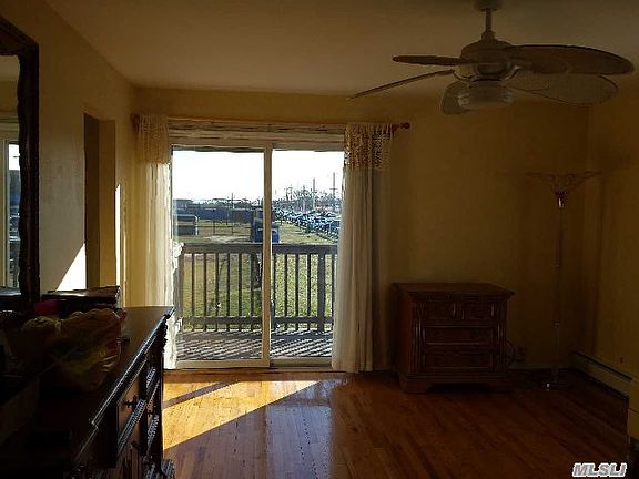 5th image of 120 Beach Dr