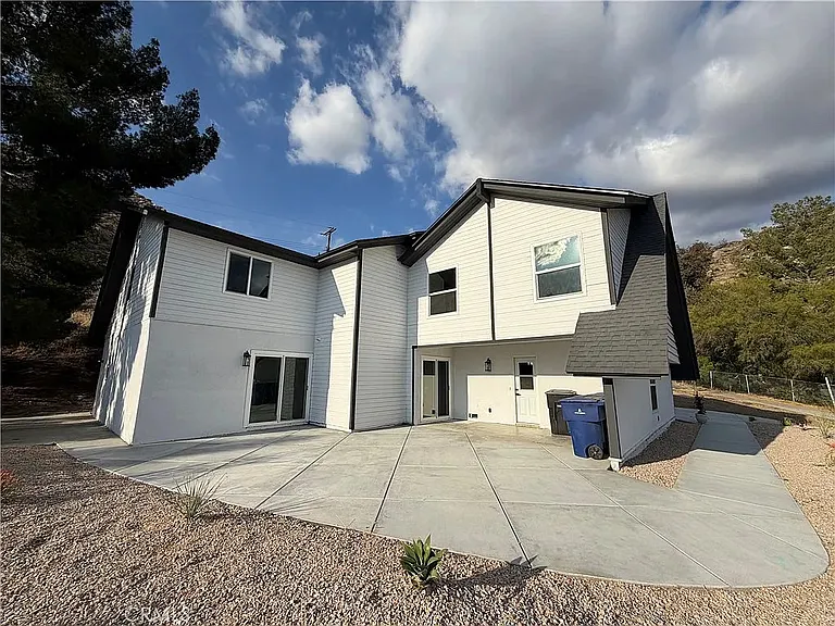 755 Huston Dr — Photo 19