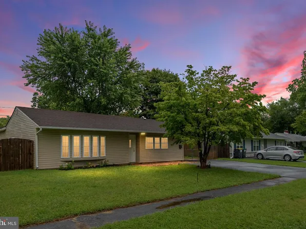 9 Kullen Dr, Newark, DE 19713