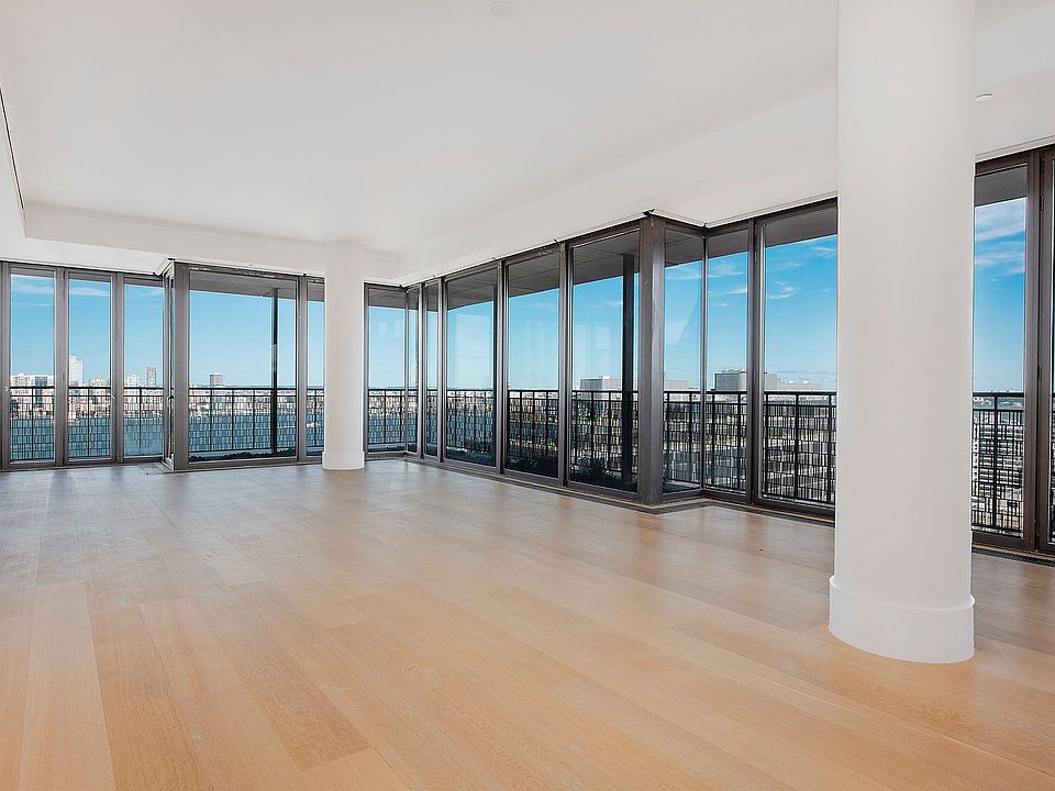 1st image of 100 Vandam St #16A