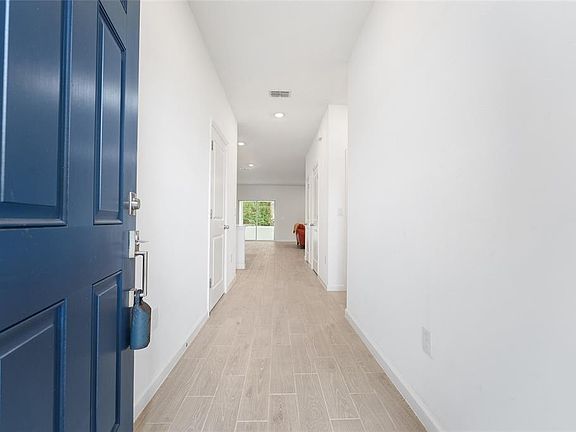 3rd image of 7755 SW 74th Lp