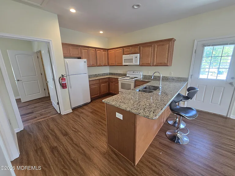 52 Adair Dr — Photo 4