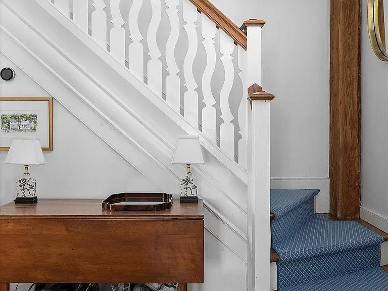 31 Thames St — Photo 9