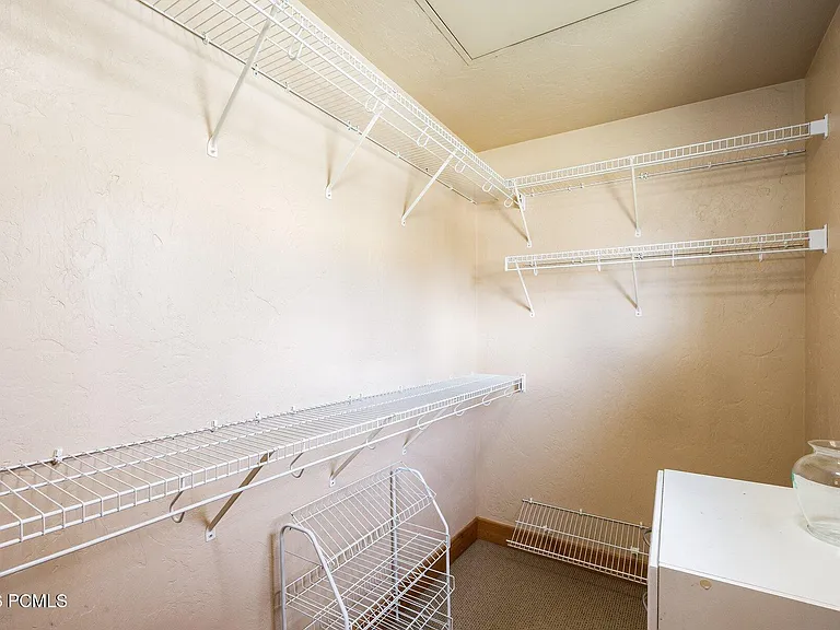 6144 Fox Pointe Cir #C2 — Photo 14