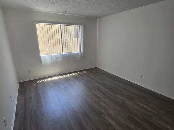5531 Corteen Pl, 5531 Corteen Pl APT 104, Valley Village, CA 91607