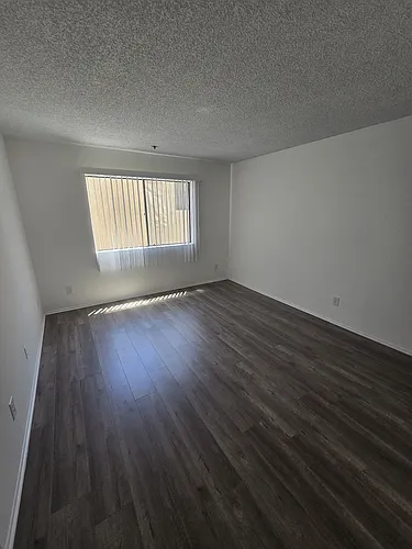 5531 Corteen Pl Photo 1
