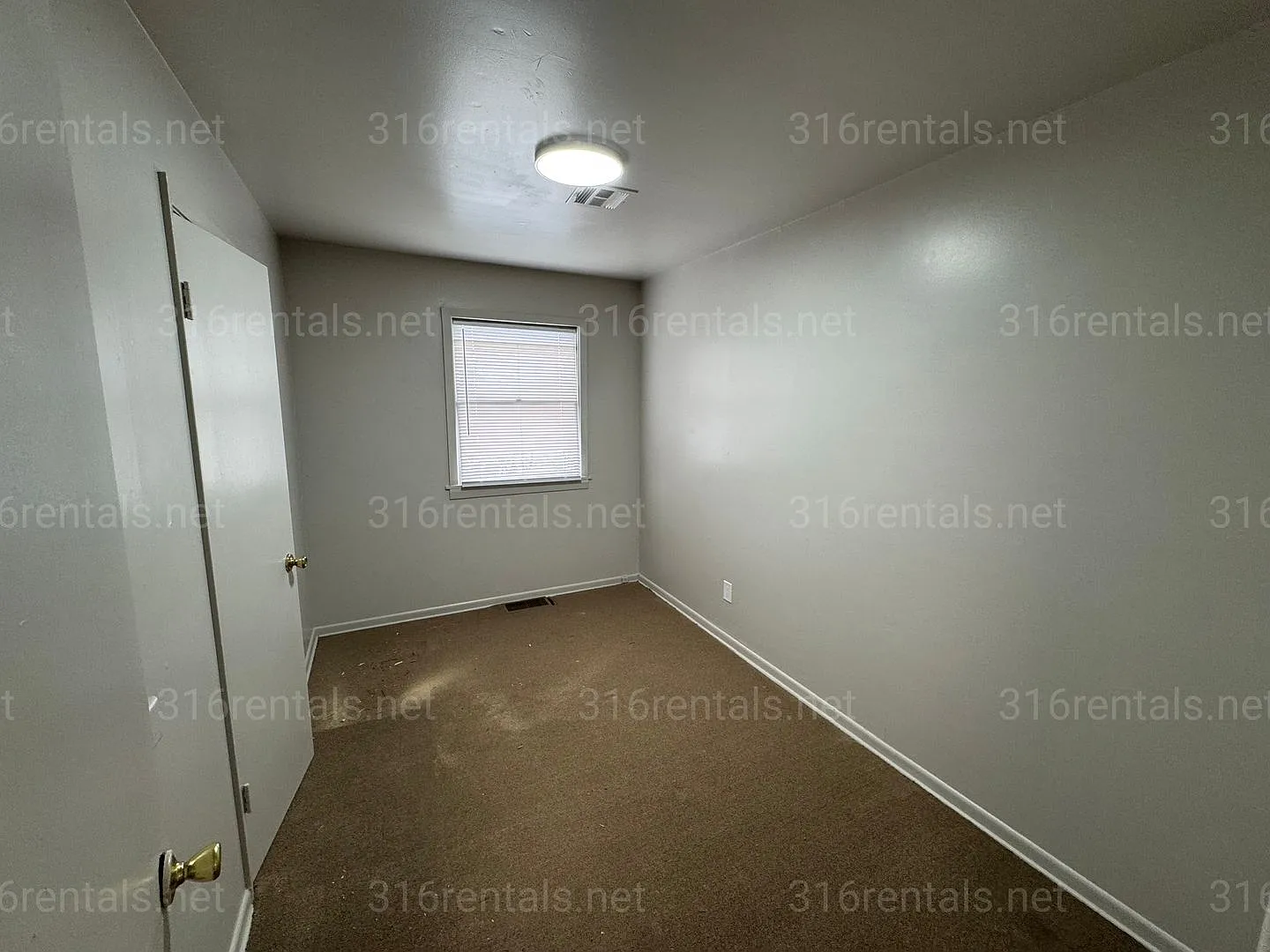 $1,025 - 3 Bed 1 Bath - Single Family Home *Coming Soon* — Photo 4