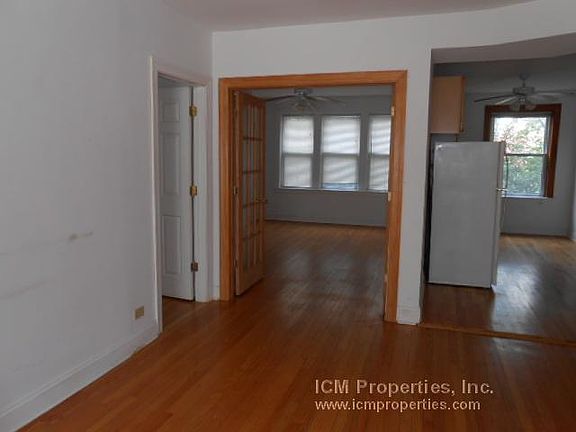 3rd image of 4919 N Hermitage Ave #V1