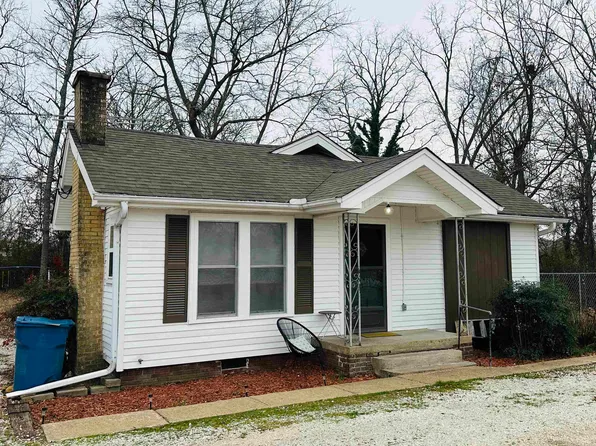 527 E Mill St, Malvern, AR 72104