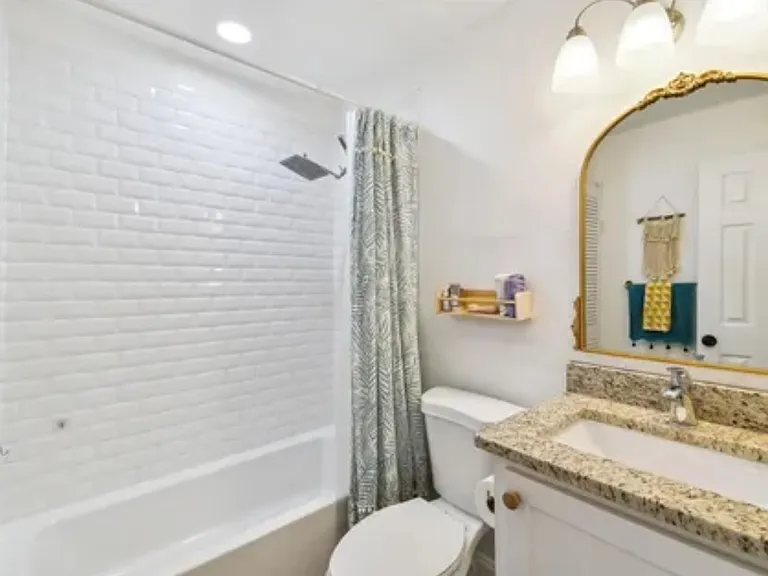 1905 E Wilder Ave — Photo 5