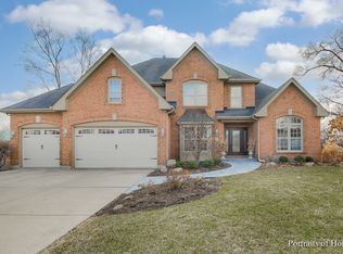 26W263 Enders Ln, Winfield, IL 60190