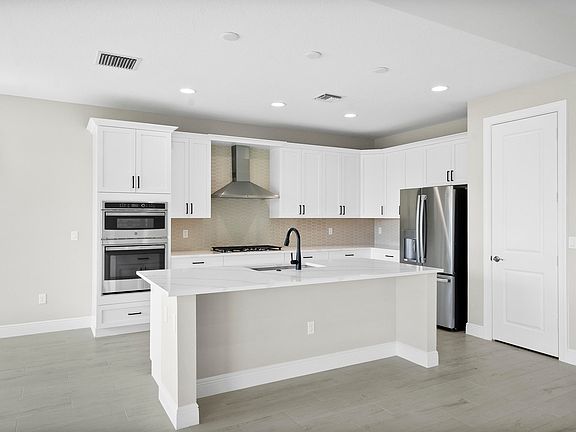 4th image of 6414 High Pointe Circle