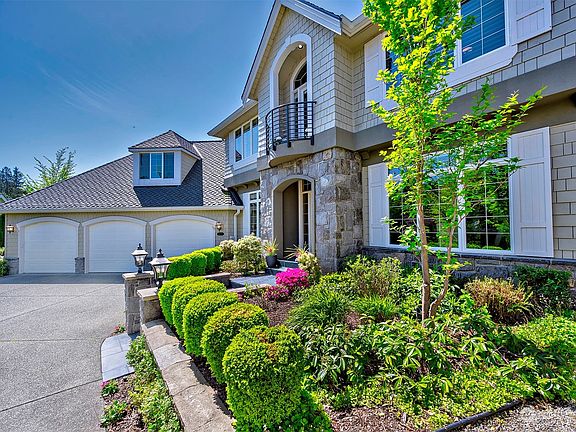 Home Is Updated With Over $300,000 In Designer Updates.>