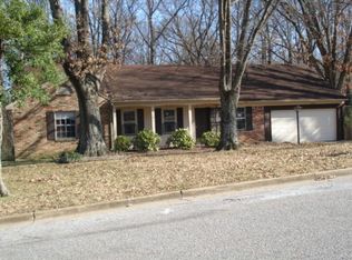 2964 Kenneth St, Memphis, TN 38128