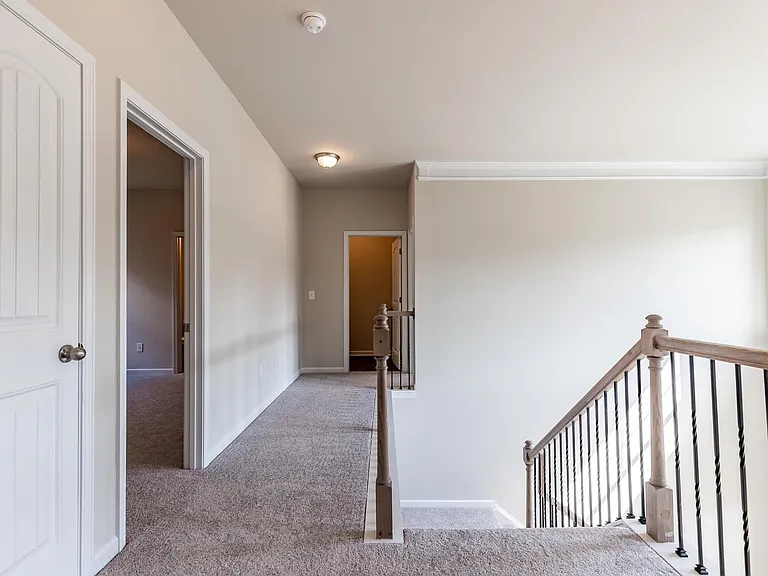 185 Cherokee Reserve Cir — Photo 15