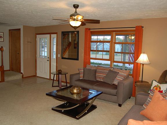 4th image of 675 Birkdale Ct