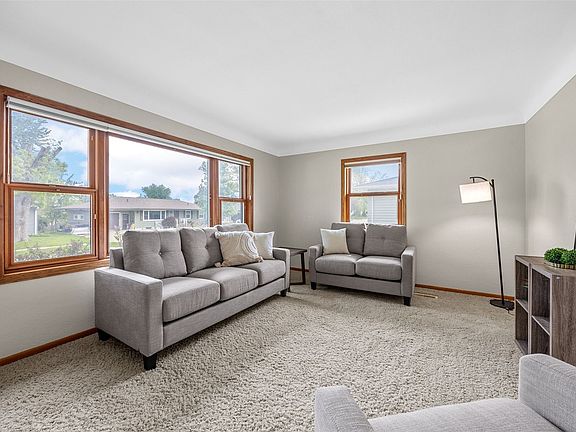 5th image of 1805 Brockman Ave