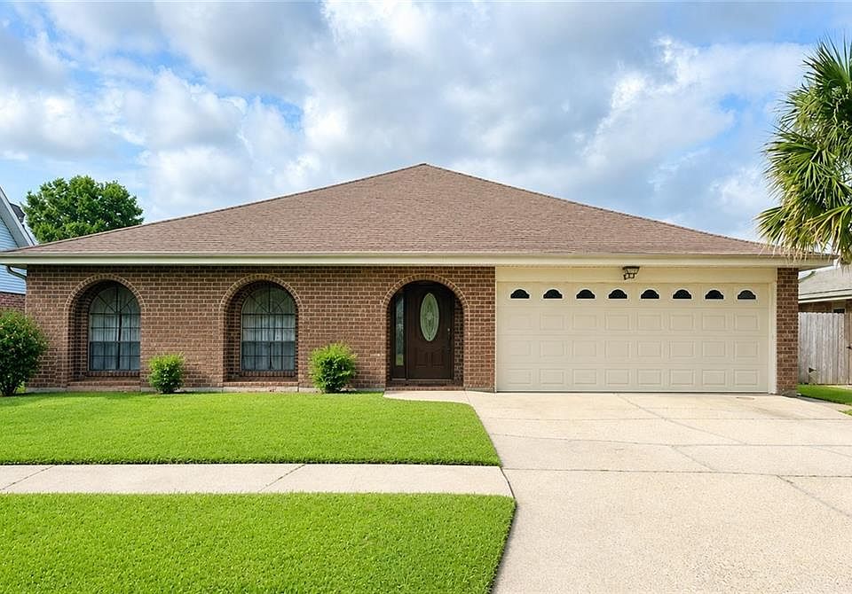 1st image of 625 Chambertin Dr