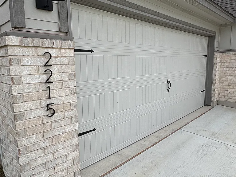 2215 Turmeric Ct — Photo 3