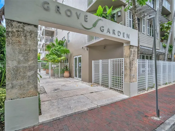 3540 Main Hwy #Penthouse 506, Miami, FL 33133