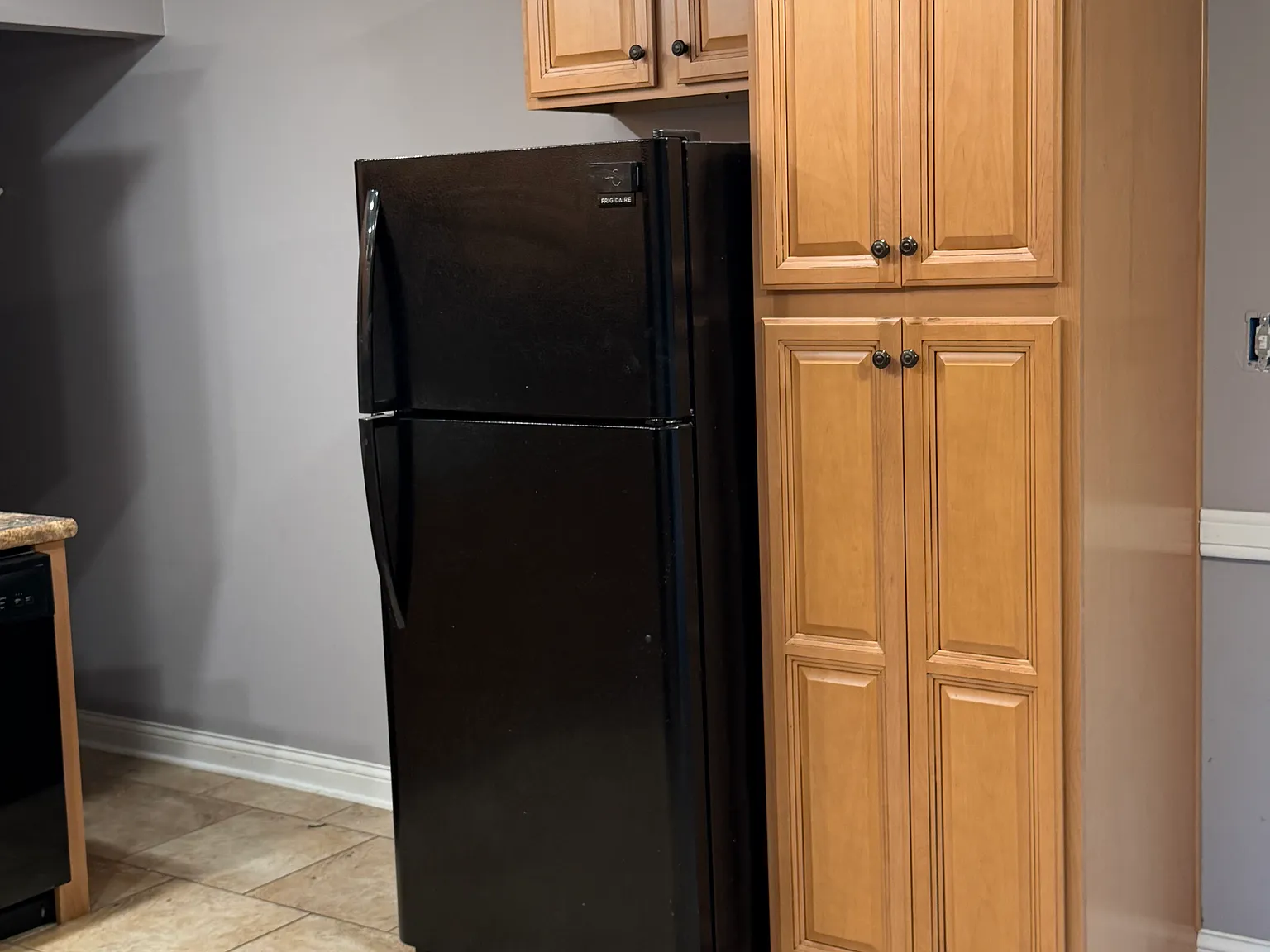 3 bed, 1050 sqft, $1,350 — Photo 3