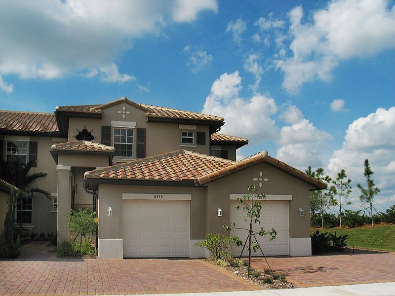 1st image of 8353 NW 128th Ln